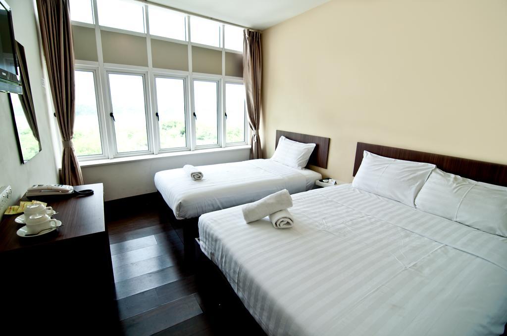 101 Lake View Hotel Puchong Dış mekan fotoğraf