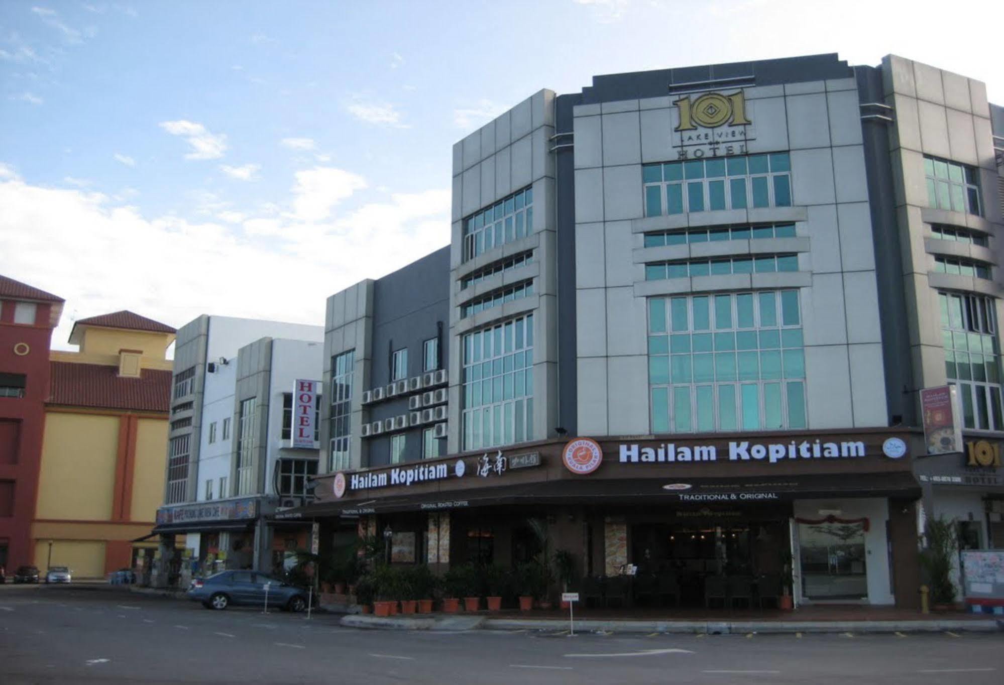 101 Lake View Hotel Puchong Dış mekan fotoğraf