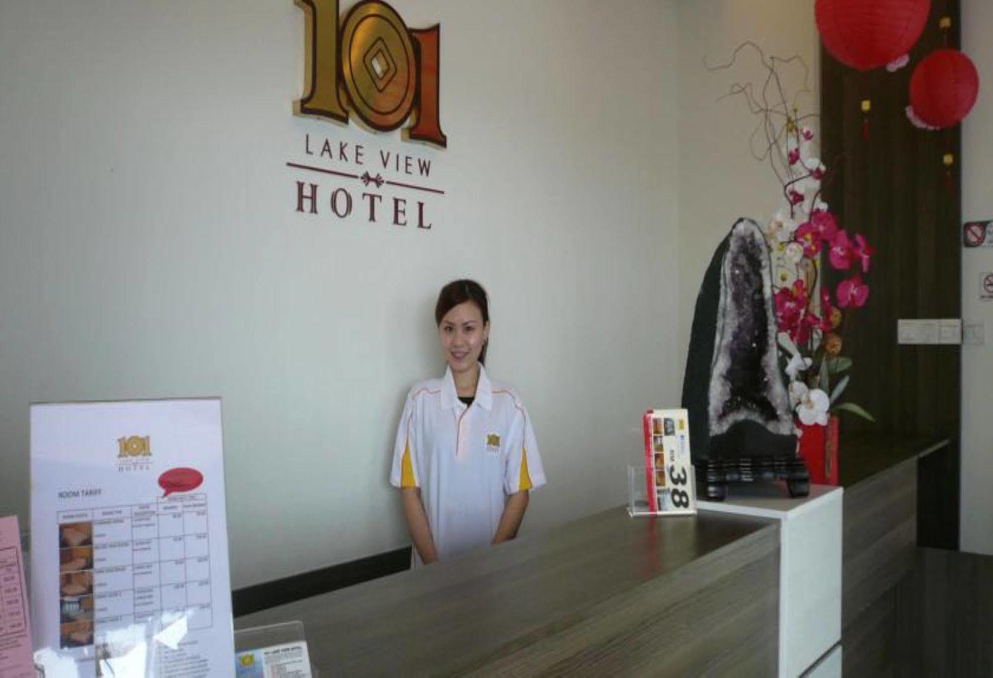 101 Lake View Hotel Puchong Dış mekan fotoğraf